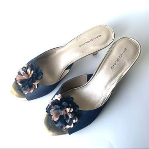 BANDOLINO TEXTILE UPPER DENIM MULES SIZE 10.